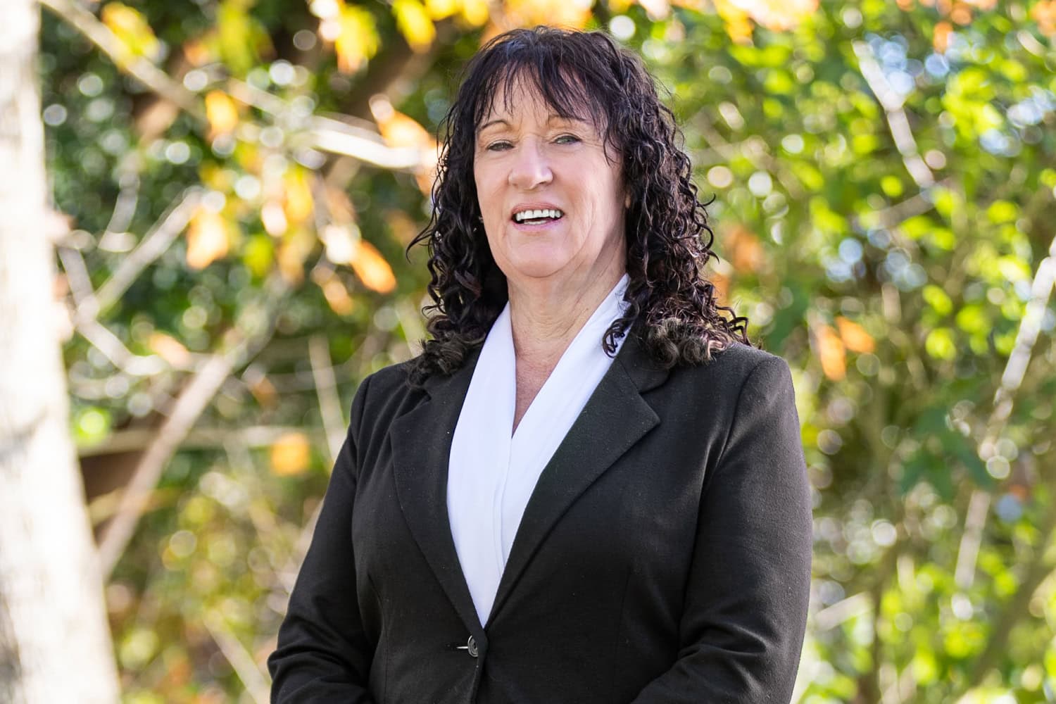 ray-white-hamilton-property-managers-team-Linda-dillon-2