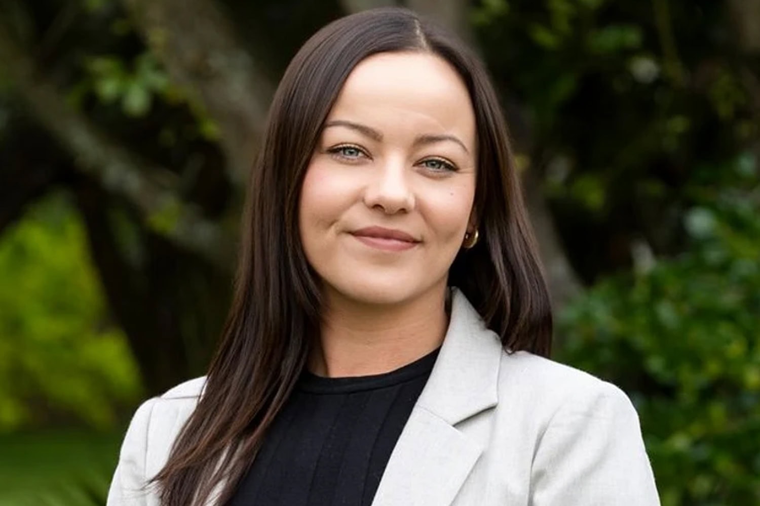 ray-white-hamilton-property-managers-team-aria-thomas